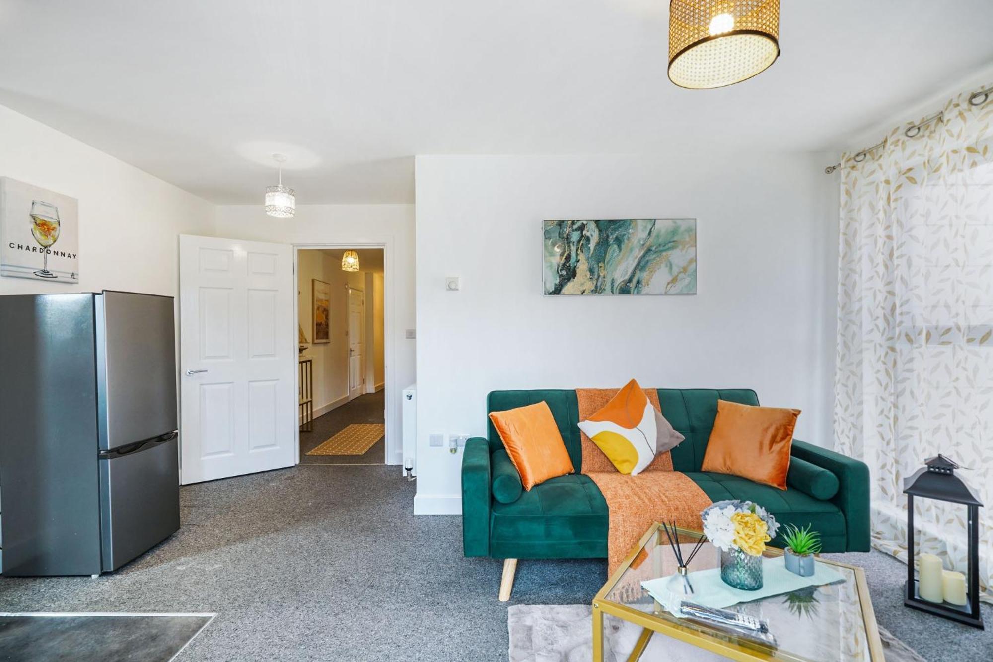 One And Two Bed Apartments Slough Near Heathrow Colnbrook Eksteriør bilde