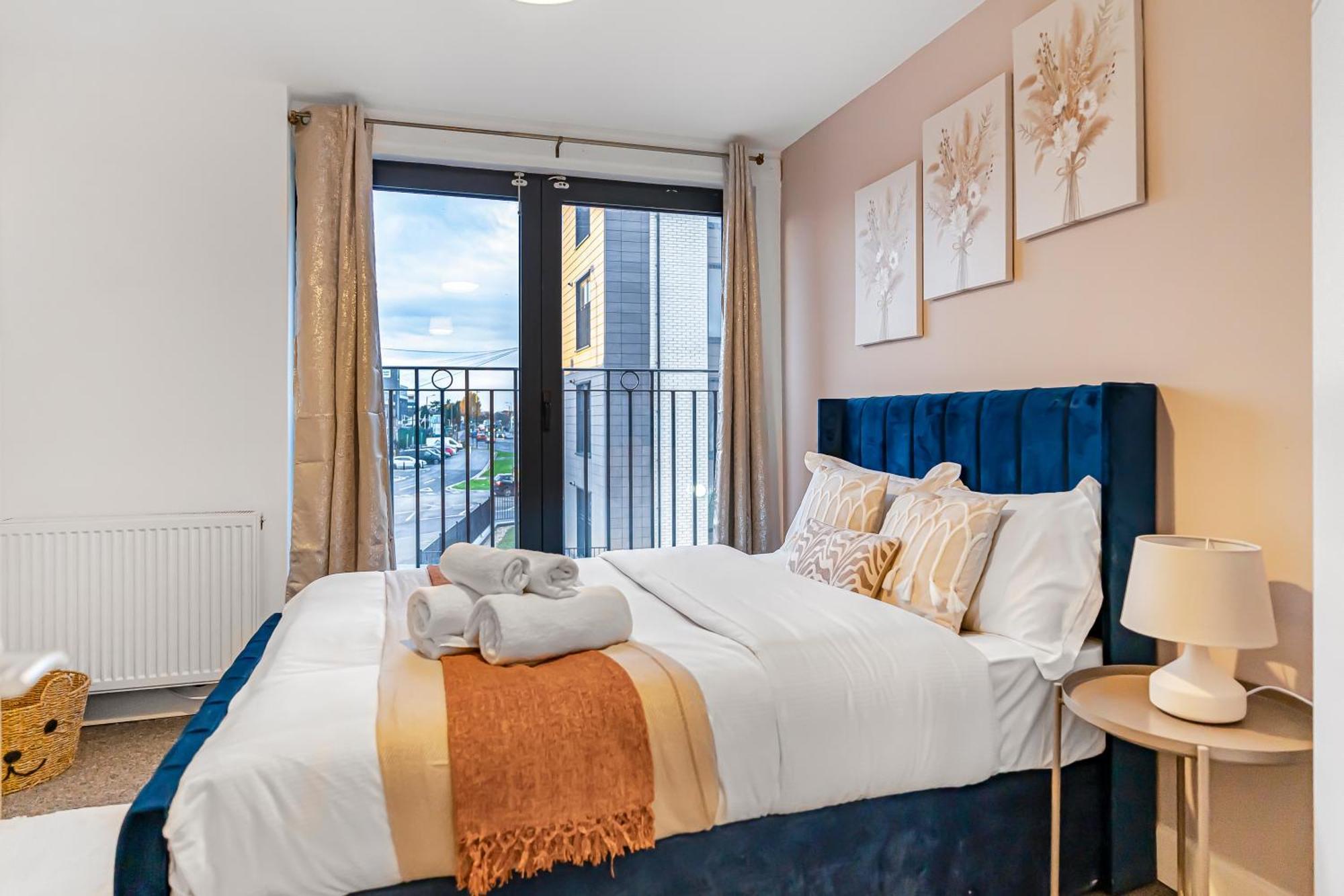 One And Two Bed Apartments Slough Near Heathrow Colnbrook Eksteriør bilde